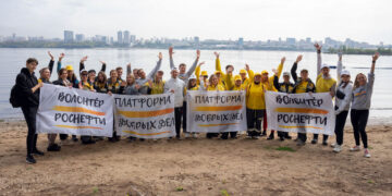 Сотрудники НЗМП высадили более 600 молодых деревьев и кустарников в Самарском регионе