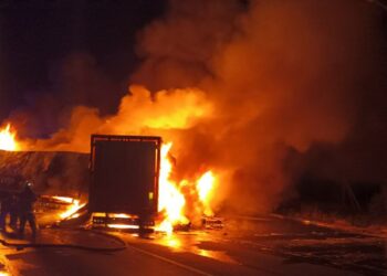 В Самарской области в массовом ДТП погибли два человека