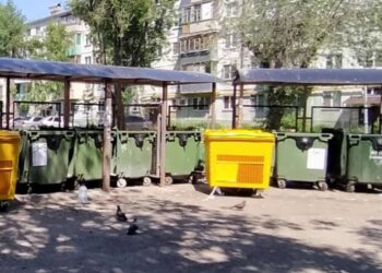 В Самаре начали расставлять контейнеры для раздельного сбора сухих отходов