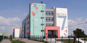 Школе в самарских Крутых Ключах не хватило места на купленной под нее земле