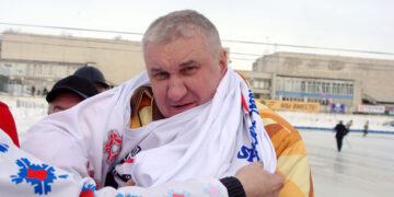 Бенефициара давно умершего Волго-Камского банка обанкротят дважды