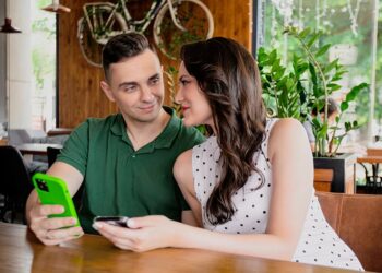 В России составили рейтинг операторов связи по скорости мобильного интернета и покрытию сети