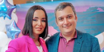 Александр Хинштейн объяснил, почему его жена продолжает пользоваться Instagram*