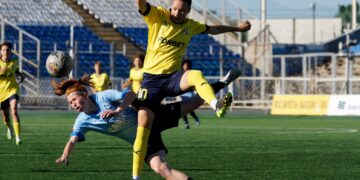 Самарские футболистки синхронно победили в своих дивизионах