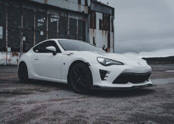 Эксперты назвали автомобили, которые продаются в России хуже всего