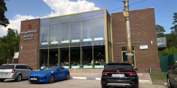 В Тольятти по франшизе запустили «Мидийное место» — сетевой ресторан с гадами и ракушками