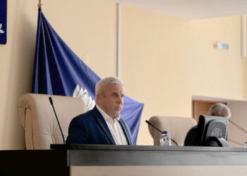 Новокуйбышевские депутаты предпочли отдать бюджетные миллионы социологам, а не многодетным