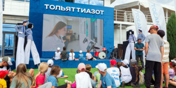 «Тольяттиазот» в честь 45-летия предприятия организовал гонки на яхтах