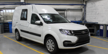 В России выпустили новый фургон на базе автомобиля Lada Largus