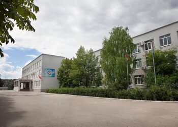 Гимназия № 1 из Самары вошла в ТОП-10 лучших школ региона