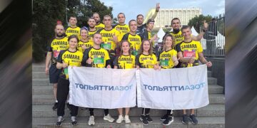 Сотрудники ТОАЗа поучаствовали в ночном забеге «Огни Самары»