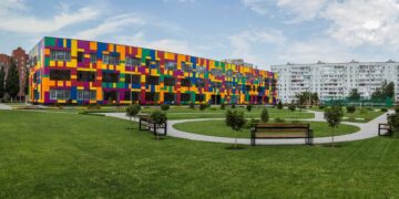 «Общеобразовательный центр «Школа» из Тольятти вошел в пятерку лучших в регионе