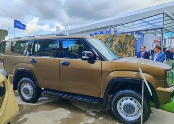 В России представили новый полноприводный внедорожник