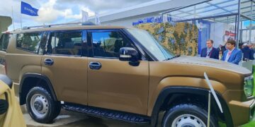 В России представили новый полноприводный внедорожник