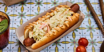 В Street Kitchen на самарской набережной собрали интернациональное меню