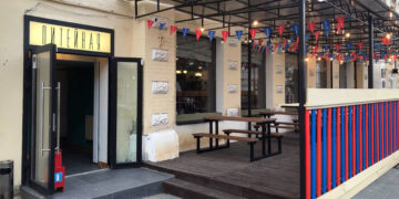 В самарской питейной «Свойский» сделали ставку на советскую ностальгию