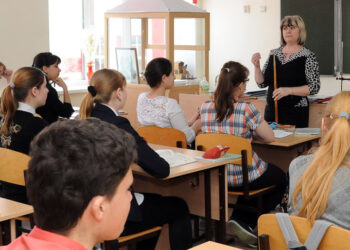 Самарскому «белому дому» пришлось реагировать на чрезмерную бюрократию в ведомстве Акопьяна