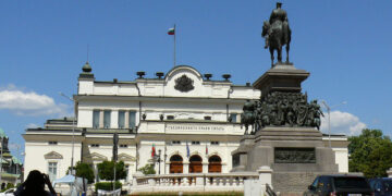 Самарского профессора посадили на 3 года за фальшивые инвестиции болгарского фонда