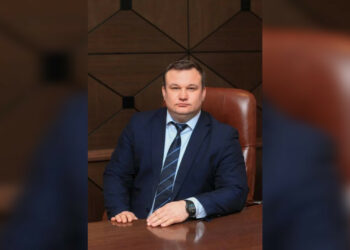 Глава Безенчукского района Владимир Аникин брал взятки строительными работами и ноутбуком