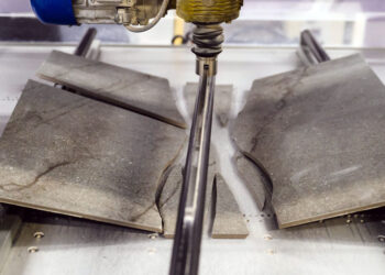 Адвоката Титоренко заставляют вернуть две тольяттинские АЗС