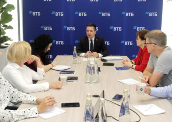 ВТБ до конца 2024 года охватит выездным сервисом все районы Самарской области