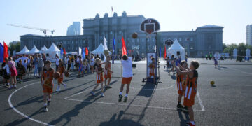 На юбилейном турнире по баскетболу 3х3 в Самаре сыграли 343 команды