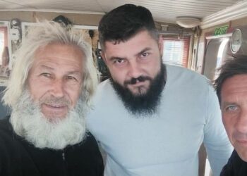 Кругосветное путешествие яхтсменов прервалось в Самаре из-за проблем с двигателем