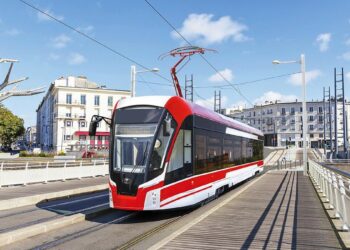 На самарские трамвайные рельсы за полтора года выйдет 71 «Львенок»