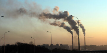 История с отравлением воздуха в самарском «Волгаре» становится все более интригующей