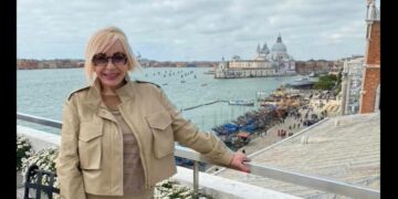 Ушла из жизни известная самарская журналистка, создатель популярной российской газеты «Яблоко» Наталья Сахарнова