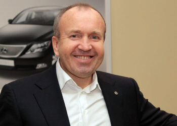 Создатель «Тон-Авто» задержался по пути на суд над самим собой