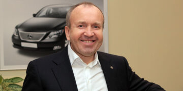 Создатель «Тон-Авто» задержался по пути на суд над самим собой