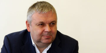 «Ростех» вступил в борьбу за контроль над самарским заводом «Экран»