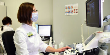 Весь октябрь в Самарской области проходят мероприятия по профилактике рака молочной железы