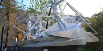 Первый памятник Валерию Грушину в Новокуйбышевске может получить престижную премию