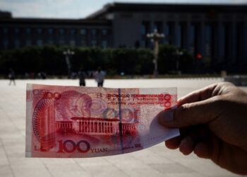 Рубль может возобновить дрейф к ослаблению