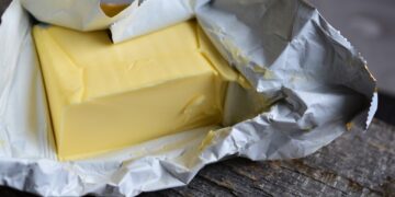 Крупнейшие производители сливочного масла объявили о сокращении поставок продукции