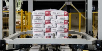 При поддержке ВТБ в Самарской области открылось крупное производство сухих строительных смесей