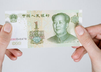 Рубль может возобновить дрейф к ослаблению