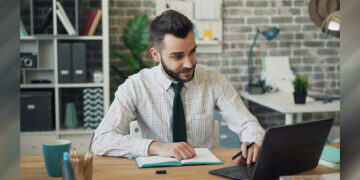 Новые технологии ВТБ помогут «выгнать» мошенников из мобильного банка клиента