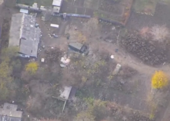 Опубликовано видео российского удара по ПВД 82-й штурмовой бригады ВСУ в Сумской области