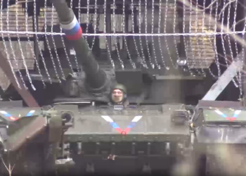 «Сейчас идет совершенно другая война»: командир танковой части рассказал о новой тактике танкистов на СВО