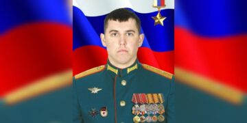 В Самарской области торжественно открыли памятник Герою России Артему Пономаренко