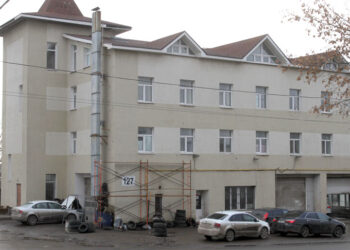 Самарский легализатор 1717 иностранцев попал под арест и — первым в регионе — под «уголовку»