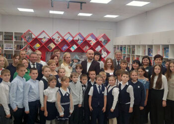 Памятник Валерию Грушину в Новокуйбышевске получил престижную премию «Золотой Трезини»