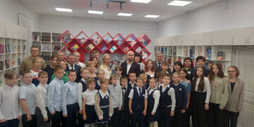 Памятник Валерию Грушину в Новокуйбышевске получил престижную премию «Золотой Трезини»