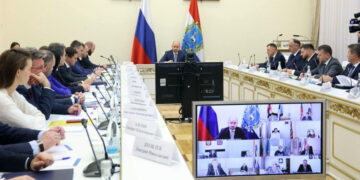 Как в самарском правительстве увольняли министров и назначали виновных в «мусорном» коллапсе