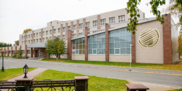 Передовая инженерная школа «ГибридТех» Тольяттинского госуниверситета впечатлила автогиганта