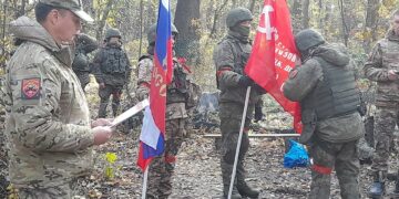 Экс-глава администрации губернатора Самарской области Дмитрий Холин рассказал, как поднять людей в бой