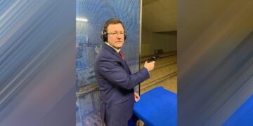 Отставка года: Дмитрий Азаров